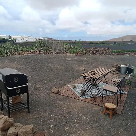 Unique Cozy With Ac, Terrace And Bbq Сasa de vacaciones La Vegueta